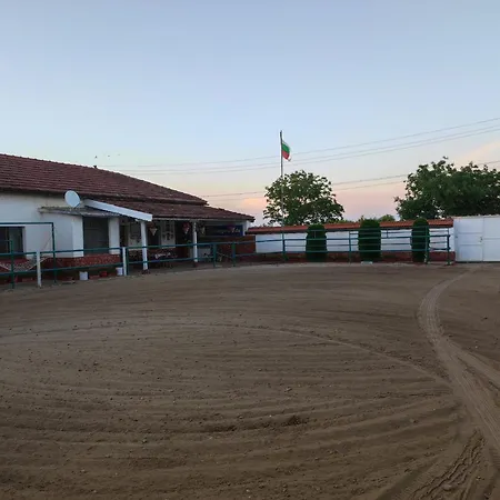 Gasthof конна база ескус хорсес