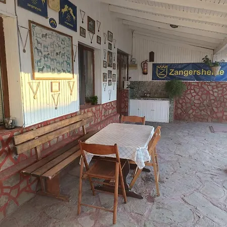 Guest house конна база ескус хорсес Gigen
