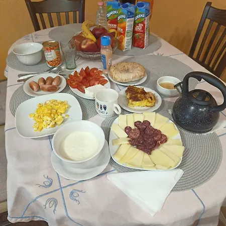 конна база ескус хорсес 3*